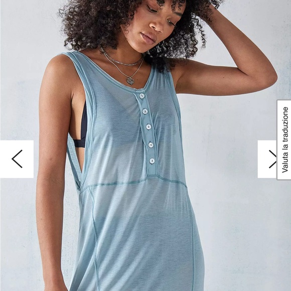 Free People Have to Have it - Picture 3 of 9